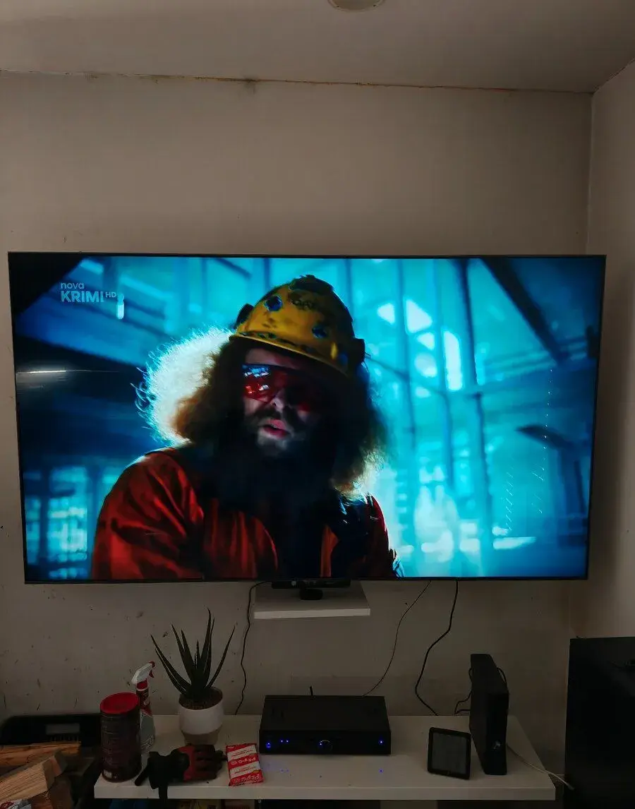 TV Samsung 85"