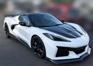 2024 CORVETTE C8 6.2 Z51 2LT paket Z06-možná výměna