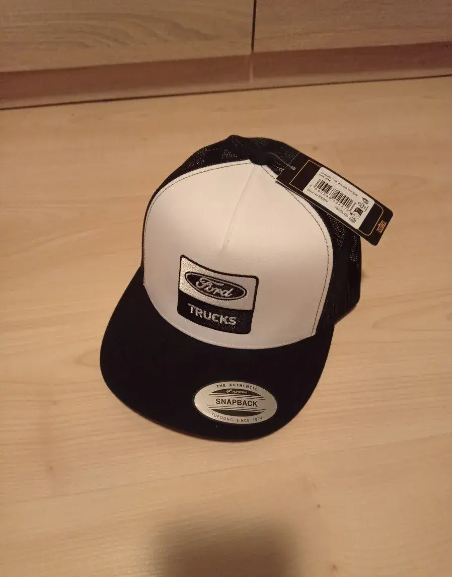 Kšiltovka Ford truck.