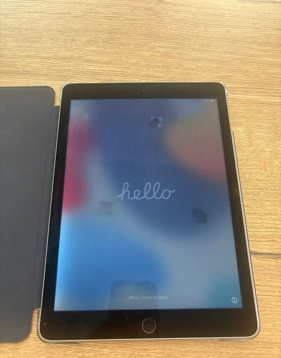 Apple iPad Air 2 (A1566) 64 GB – Wi-Fi