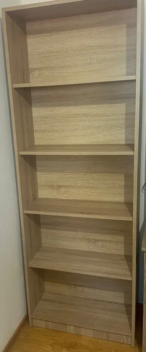 Skříň