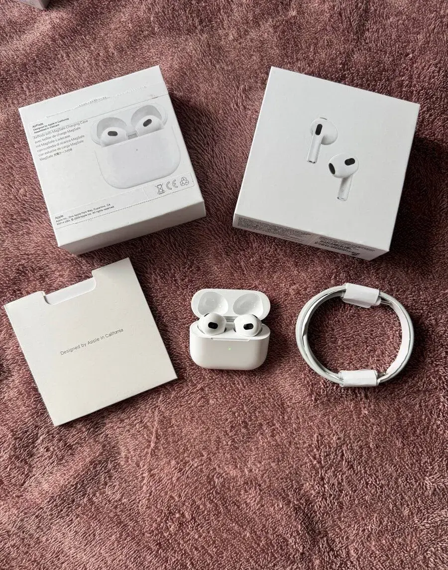AirPods 3