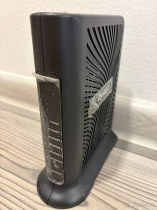 ZyXEL P-660HN-T3A - ADSL2+ - modem a router