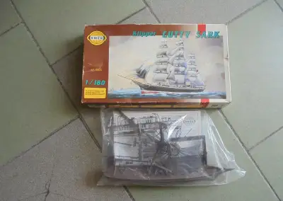 Plastový model lodi