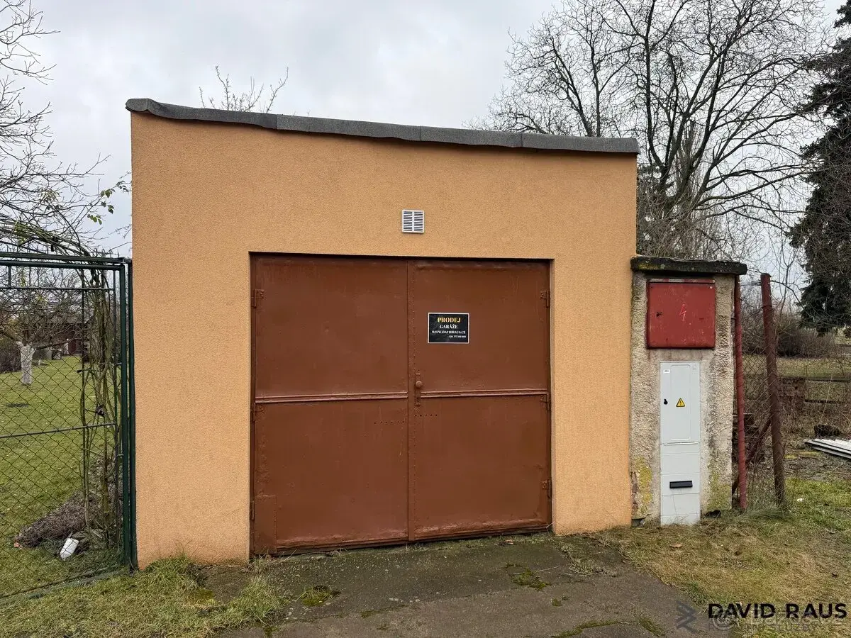 Prodej garáže na vlastním pozemku ( 23 m²), Brno - Slatina,