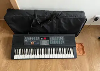 CASIO CTK-650 – funkční keyboard, 128 zvuků+ adaptér, futrál