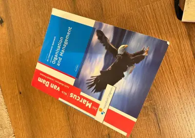 Učebnice angličtiny, managementu a marketingu