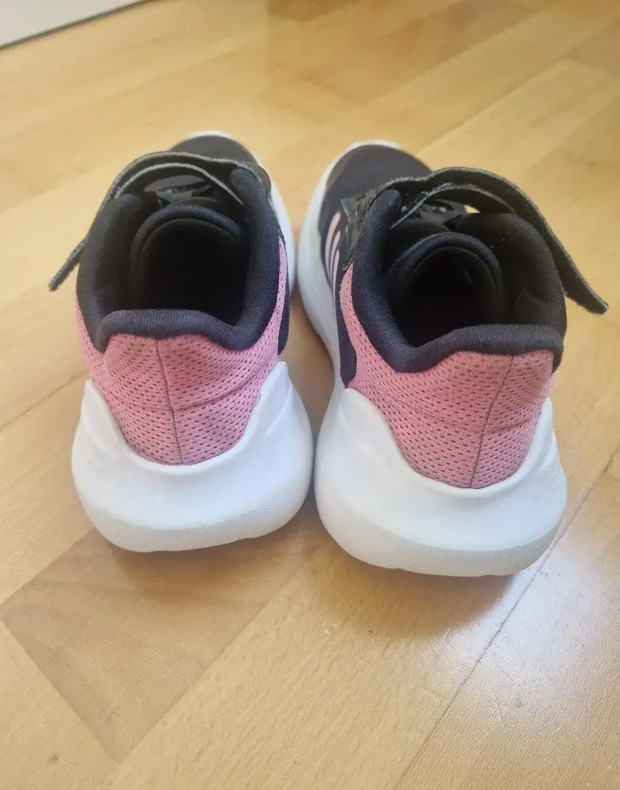 Adidas tenisky vel. 33 - divčí