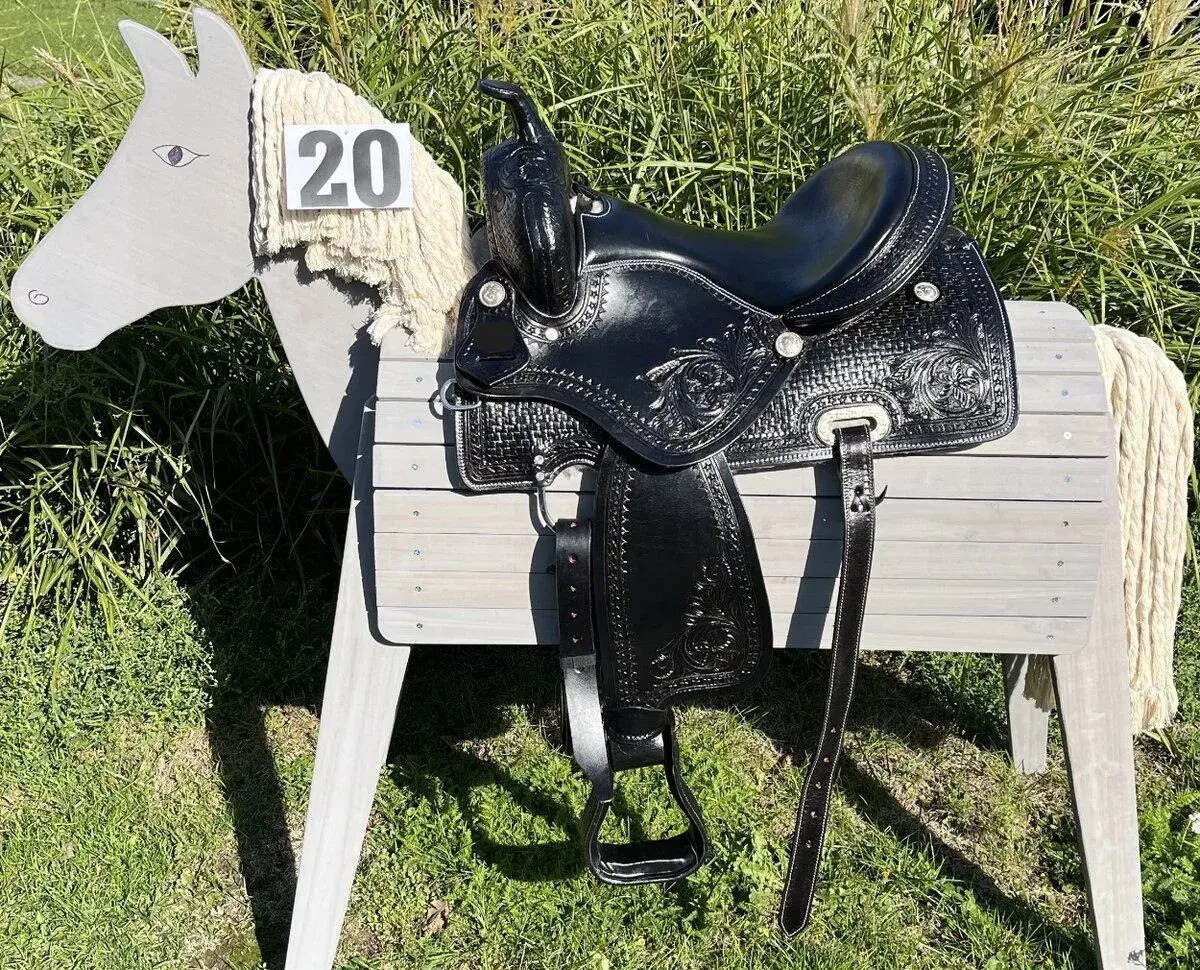 Westernový sedlový komplet 20) černý