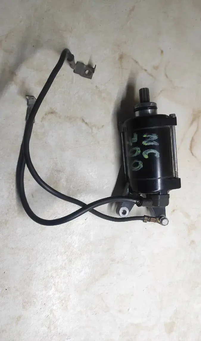 Startér NC700