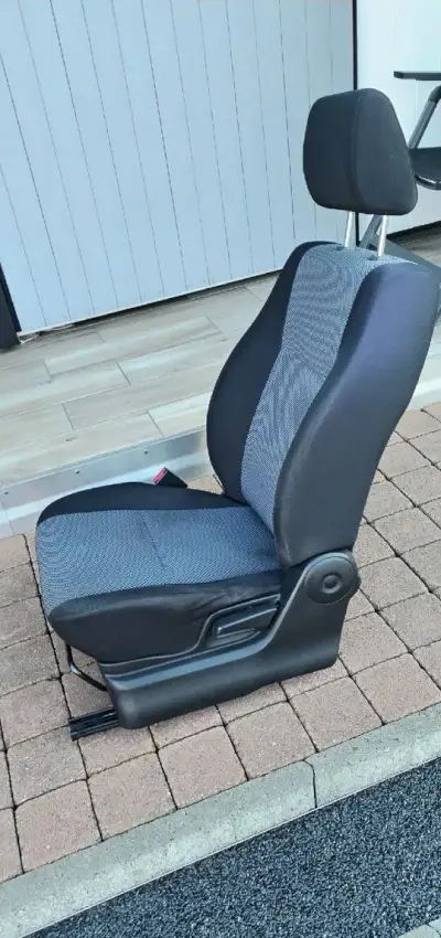 Sedačka řidiče Grand Vitara 3 dveř
