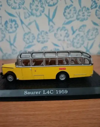 Model autobusu Saurer L4C 1959