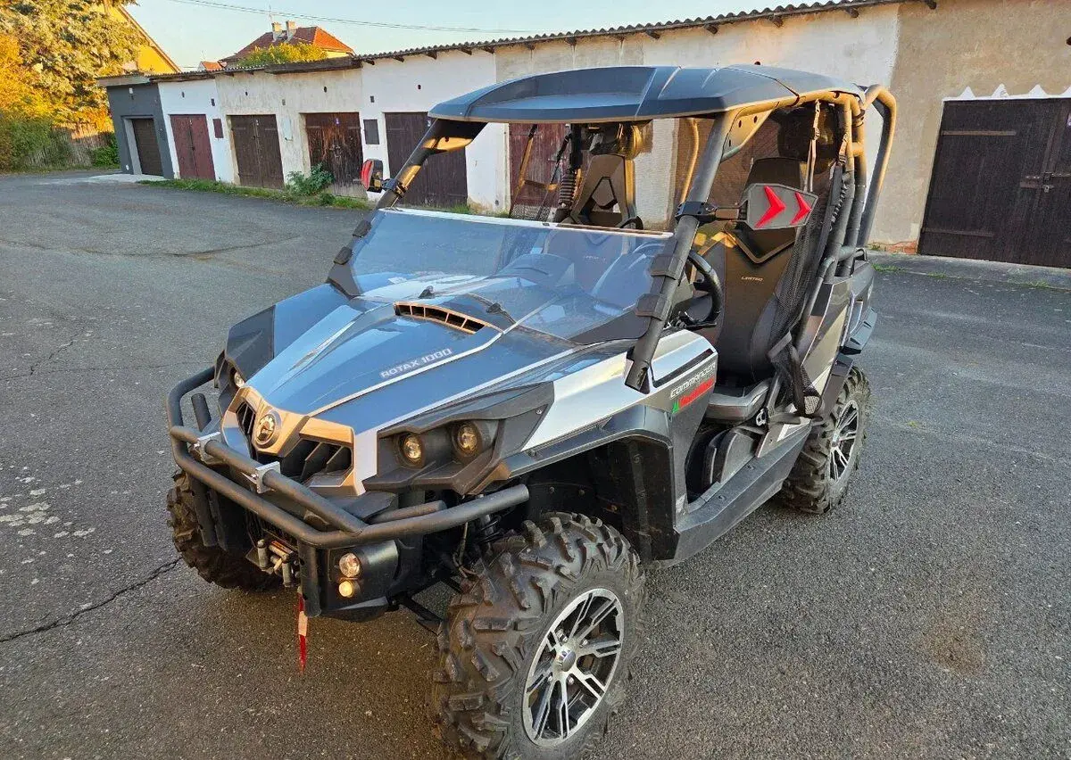 Can-Am Commander Limited 1000R