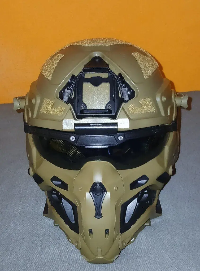 Taktická helma Ronin od Wosport