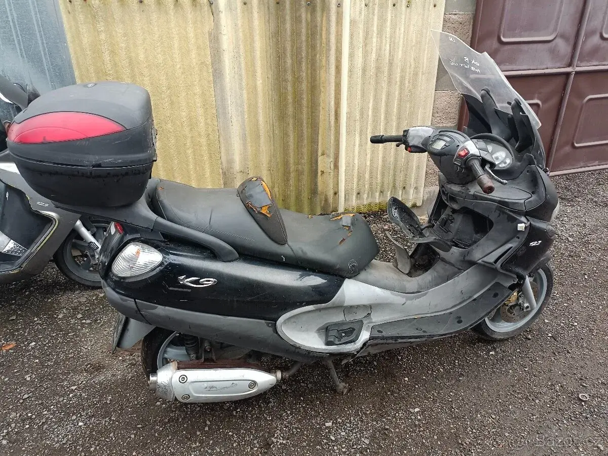 Piaggio x9 125 na díly
