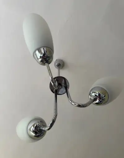Retro lustr