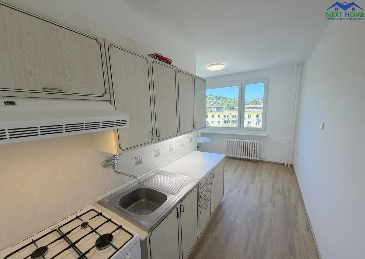 Pronájem byt 2+1, balkon, OV, 64,2 m2, ul. Kosmova, Ústí nad