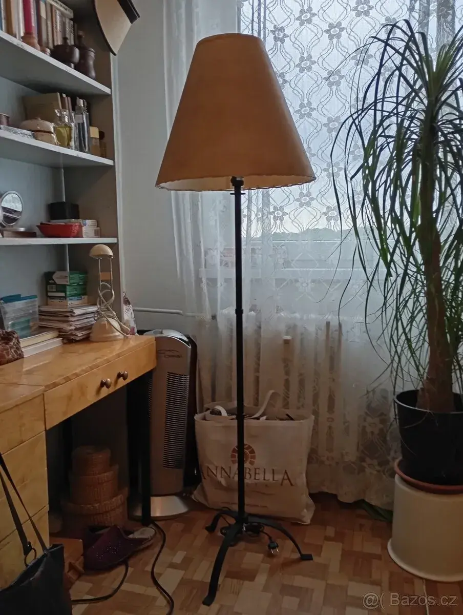 Finskou interiérovou lampu