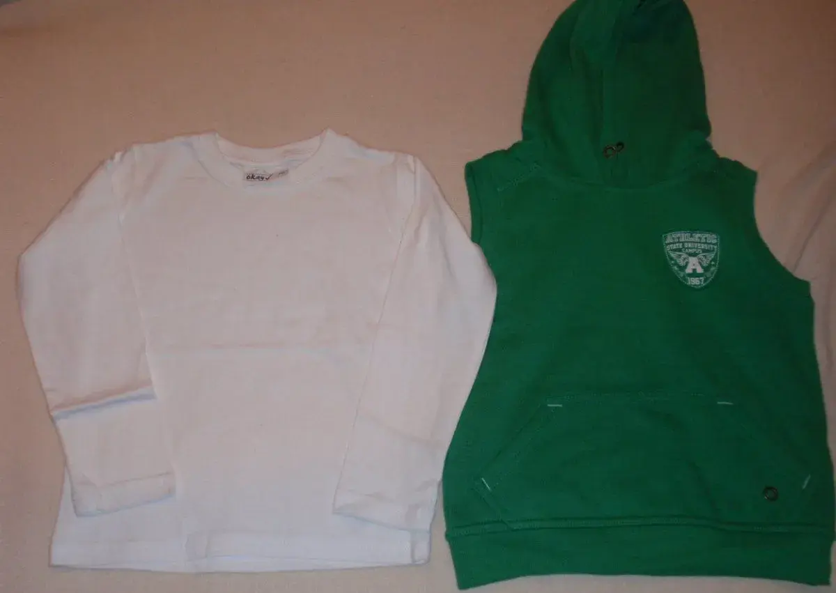 NOVÝ SET-vesta a tričko dl. rukáv vel. 110