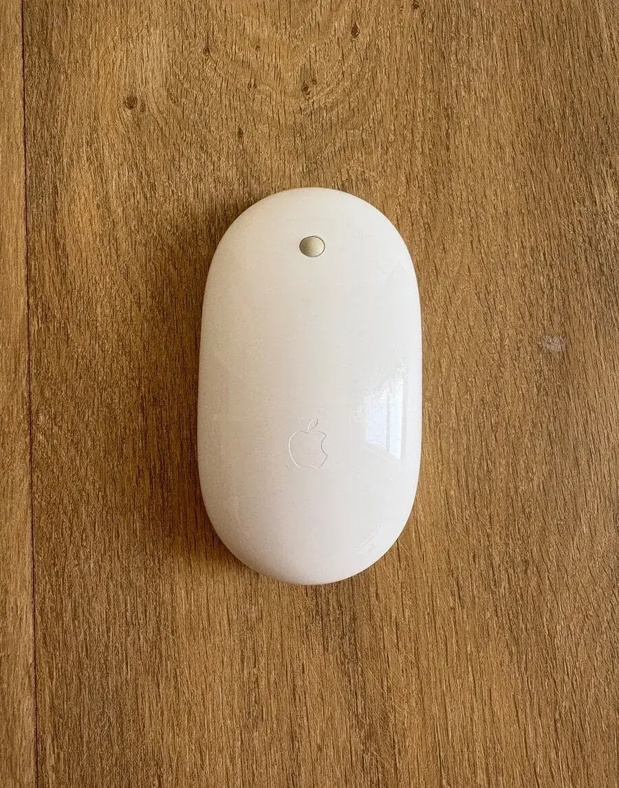 Apple myš Mighty Mouse bezdrátová (A1197)
