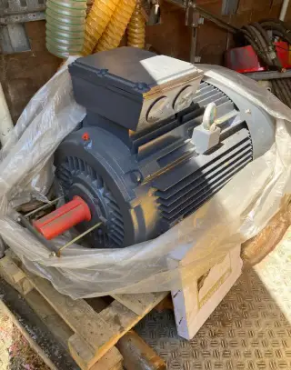elektromotor SIEMENS 75 kW