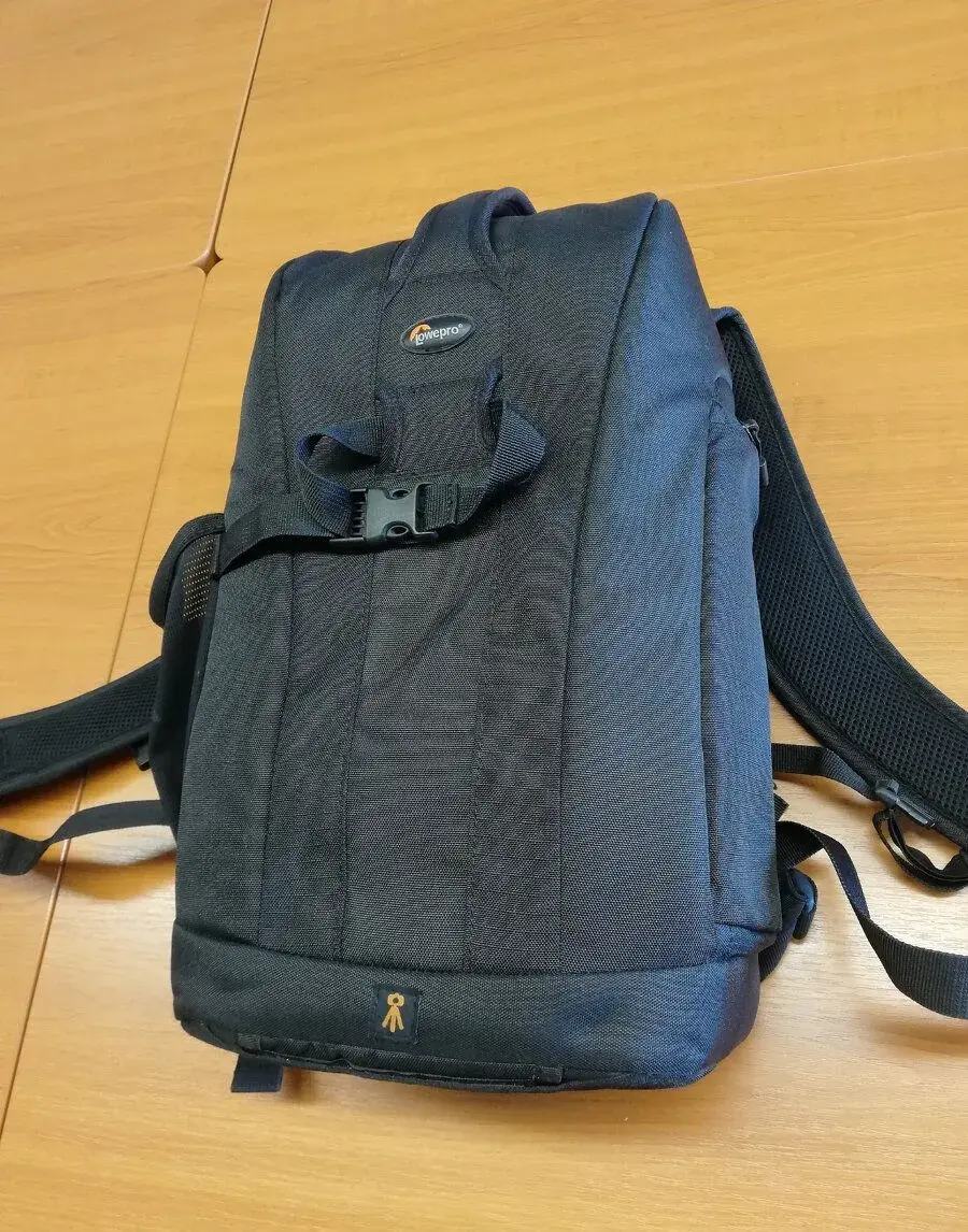 Fotobatoh - Lowepro Flipside 300 Backpack