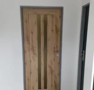 Dveře pravé 80 mediolan