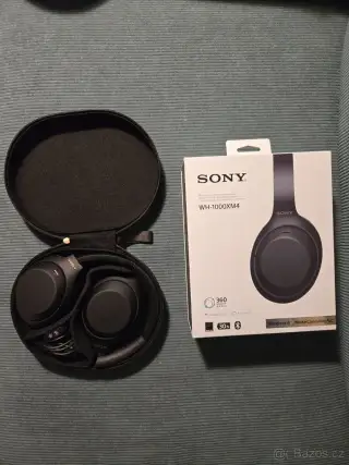 Sluchátka Sony Hi-Res WH-1000XM4, černá
