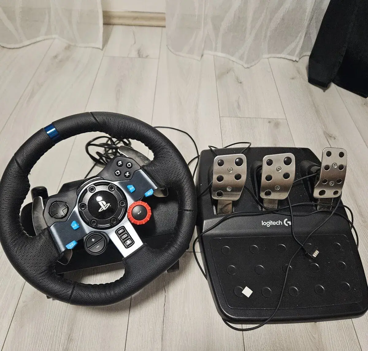 Logitech G29 Driving Force