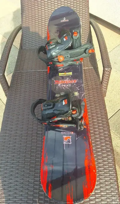 Snowboard NITRO 140 cm + vázání