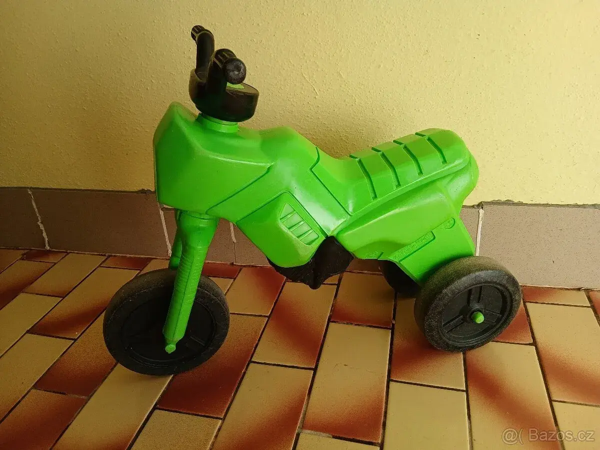 Odrážedlo motorka