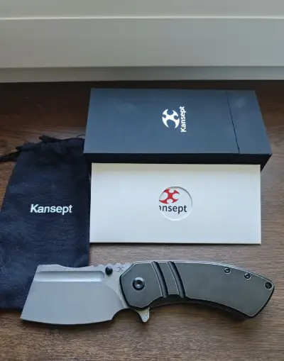 KANSEPT M+ Korvid