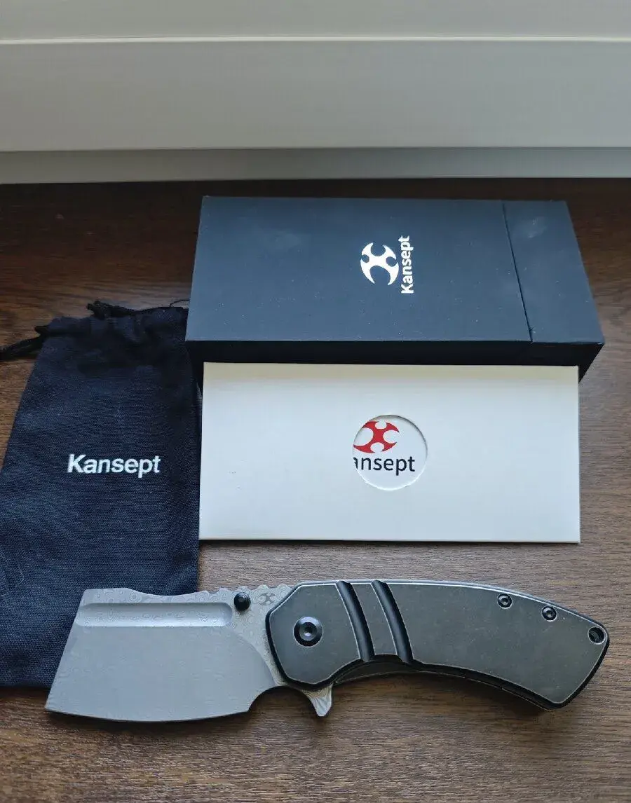 KANSEPT M+ Korvid