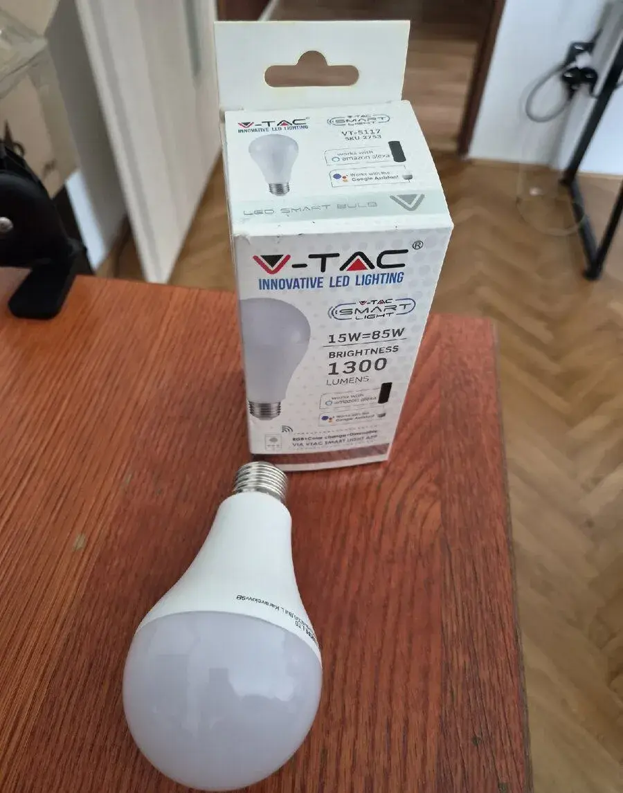 Smart LED RGB žárovka V-TAC 15W
