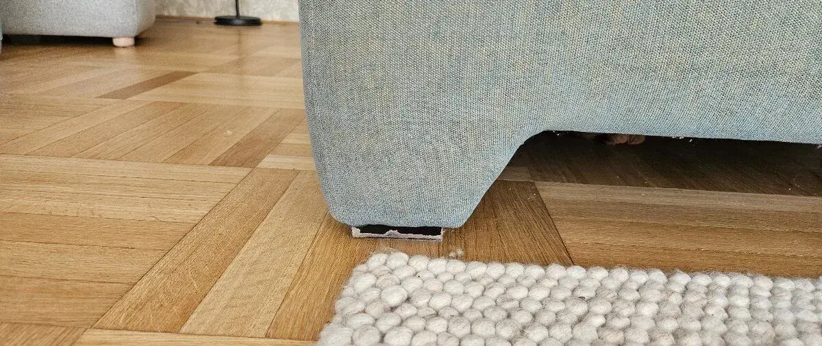 Rohová sedačka s křeslem