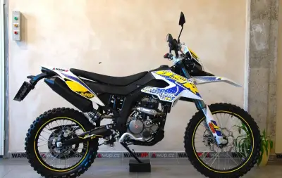 UM DSR EX 125 - PODZIMNÍ VÝPRODEJ