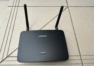 Kvalitní router Linksys RE6500