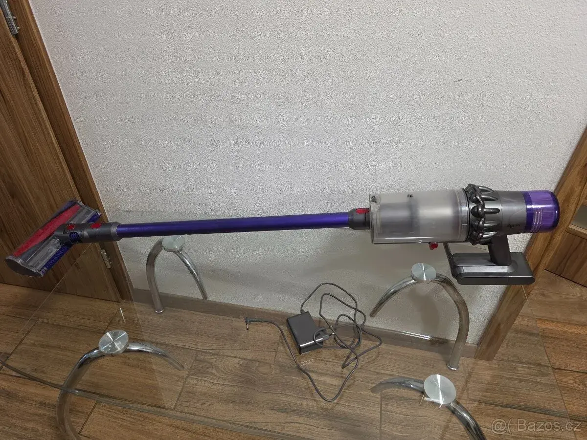 Dyson V11 Advanced