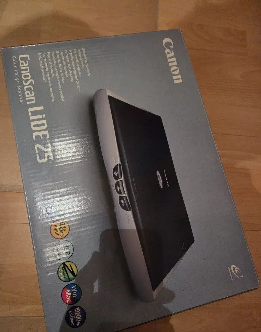 Canon LiDE 25