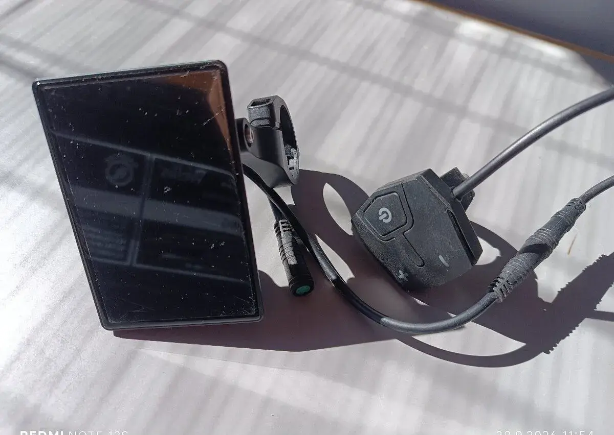 LCD display na elektrokolo