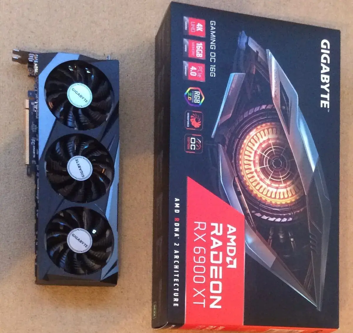 Gigabyte AMD Radeon RX 6900XT Gaming OC 16G