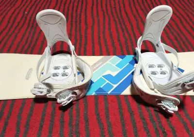 Dívčí snowboard Reaper 130 cm s vázáním
