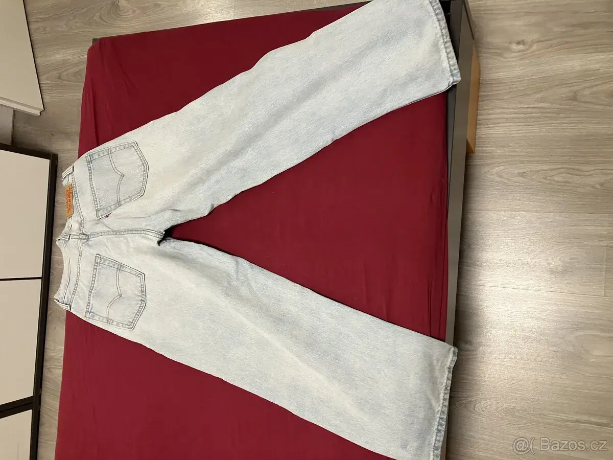 Nové džíny Levis W28/L30