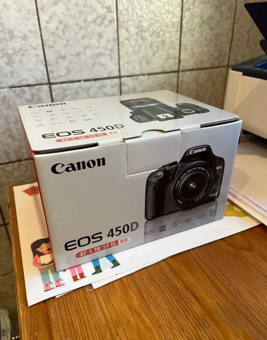 Canon EOS 450 D