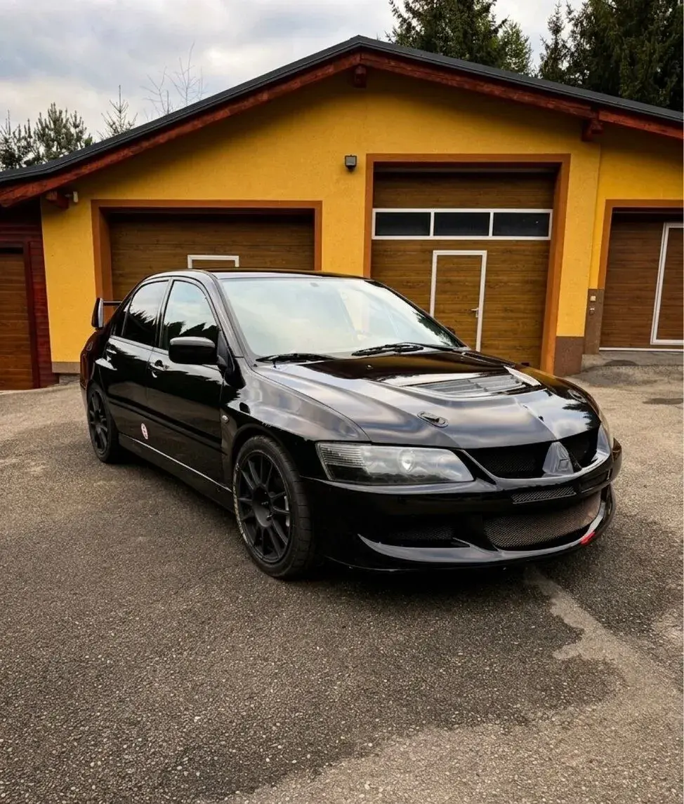 Mitsubishi Lancer