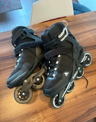 Rollerblade SIRIO 84 - vel. 44 (sedí spíš na 43)