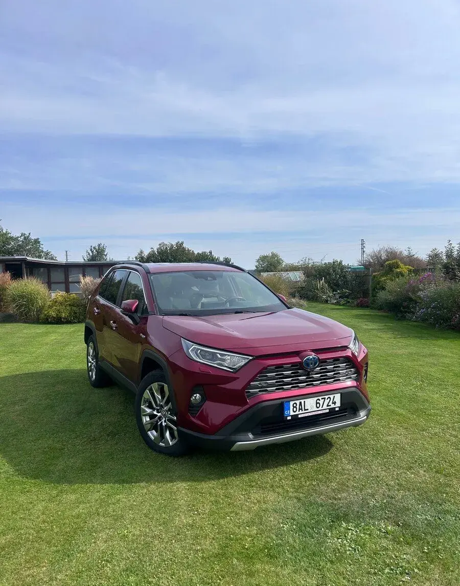 Toyota RAV4 – 2020, 161 300 km