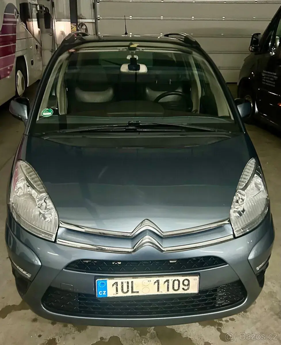 C4 grand Picasso 1.6HDI 82kW, r2012,7mist,exkluziv
