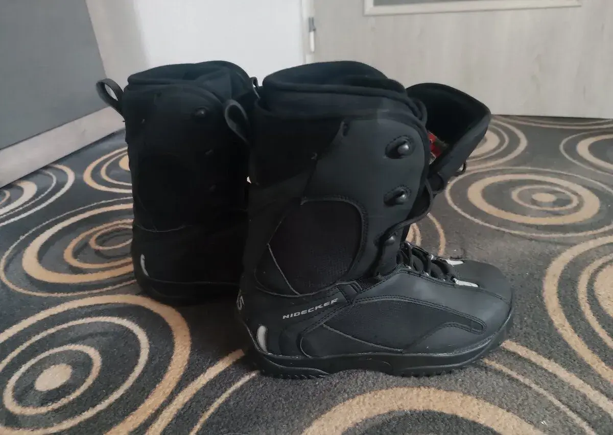 Snowboardové boty Nidecker Contact 43 (28)
