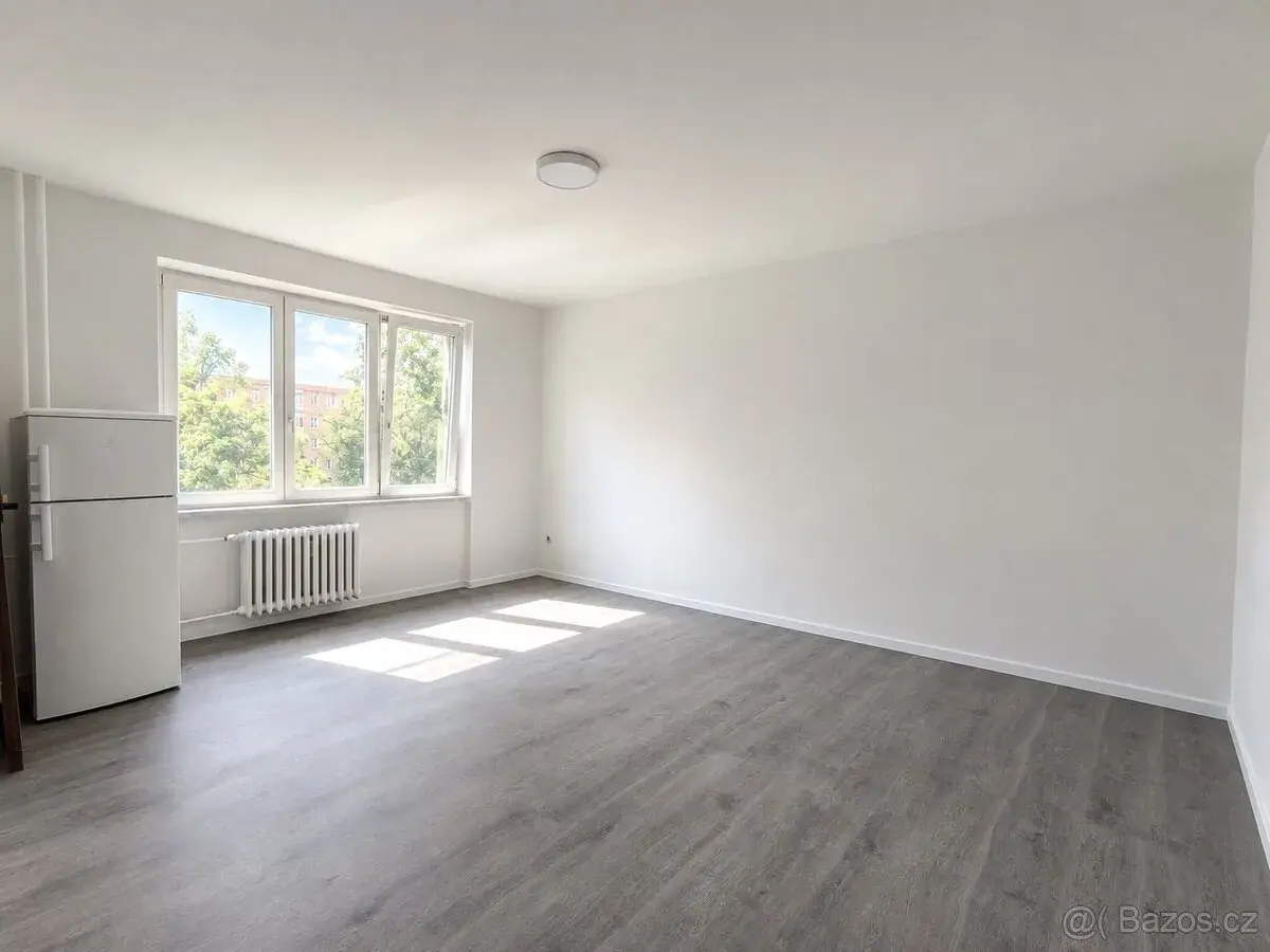 Pronájem bytu 2+kk 36 m² Slezská, Třinec - Lyžbice